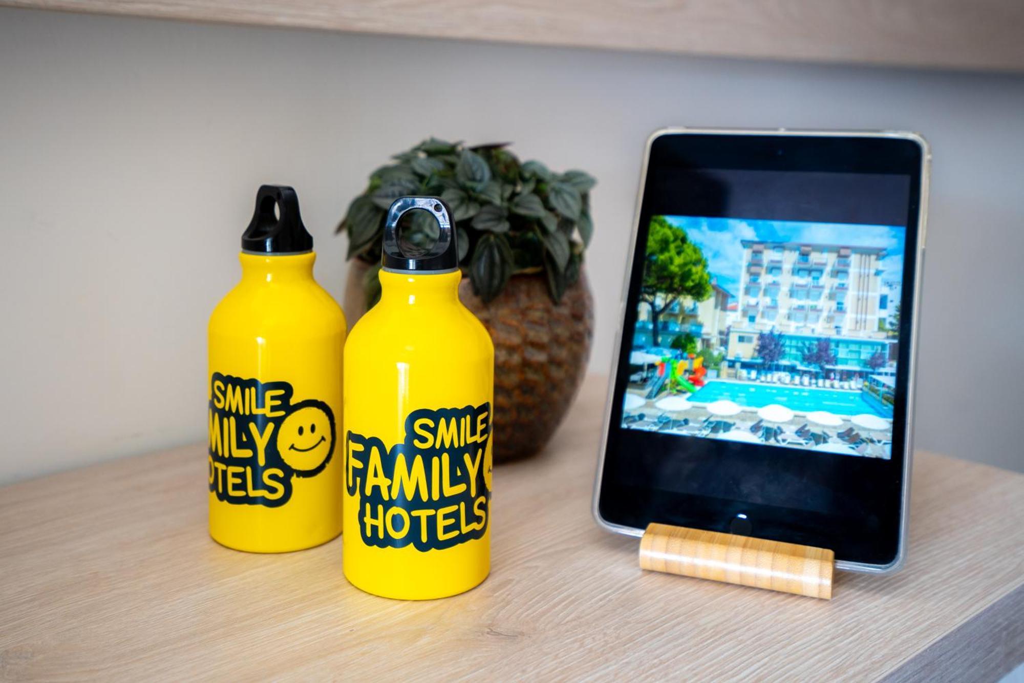 Lotus Hotel All Inclusive & Spiaggia Rimini Kültér fotó