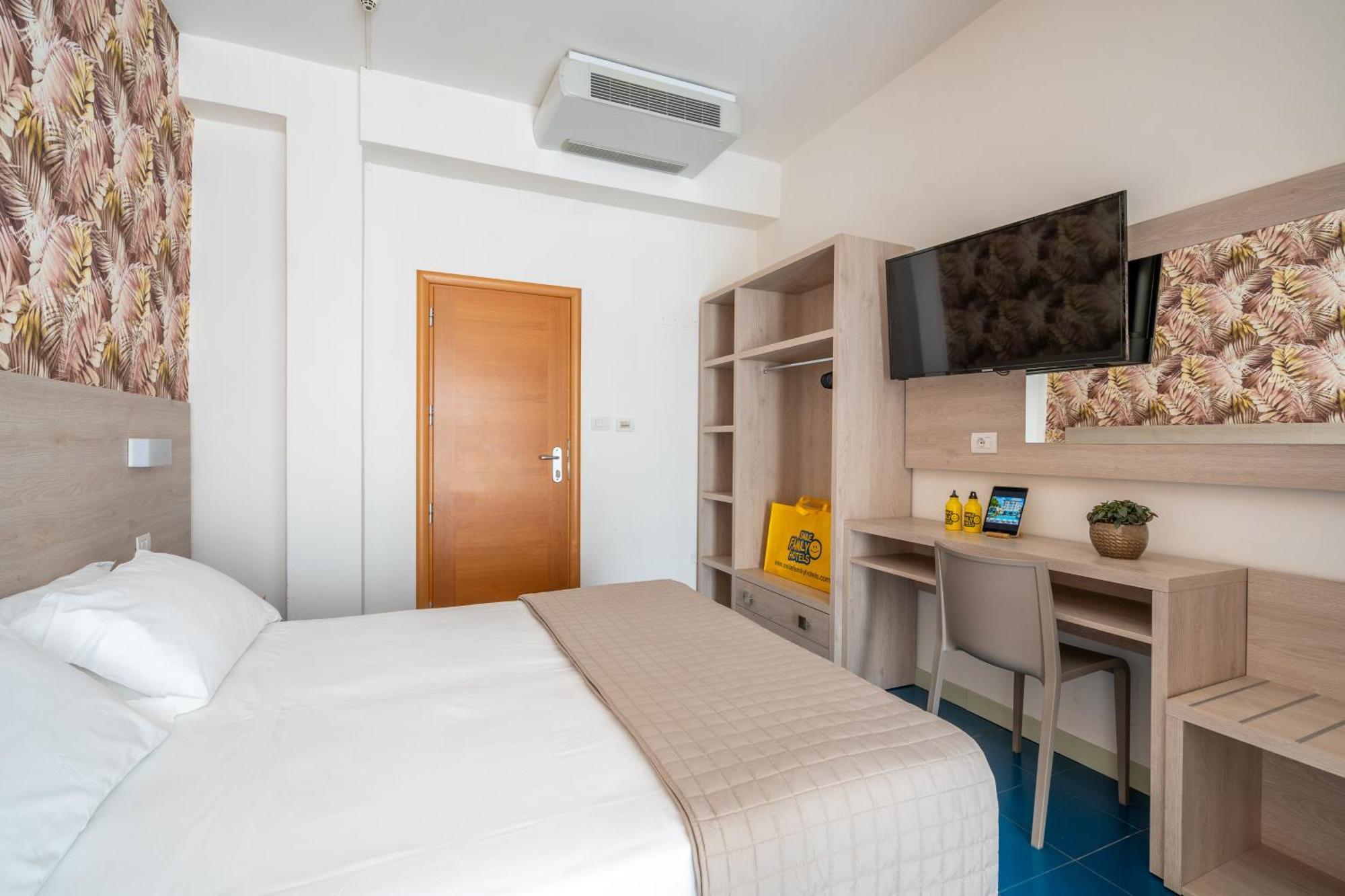 Lotus Hotel All Inclusive & Spiaggia Rimini Kültér fotó