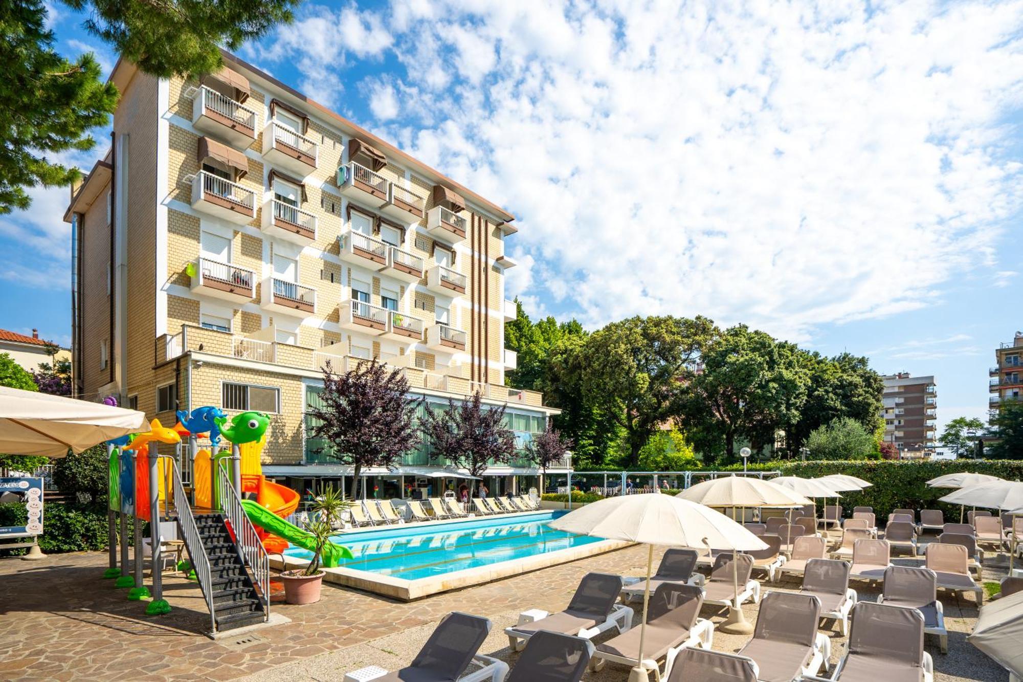 Lotus Hotel All Inclusive & Spiaggia Rimini Kültér fotó