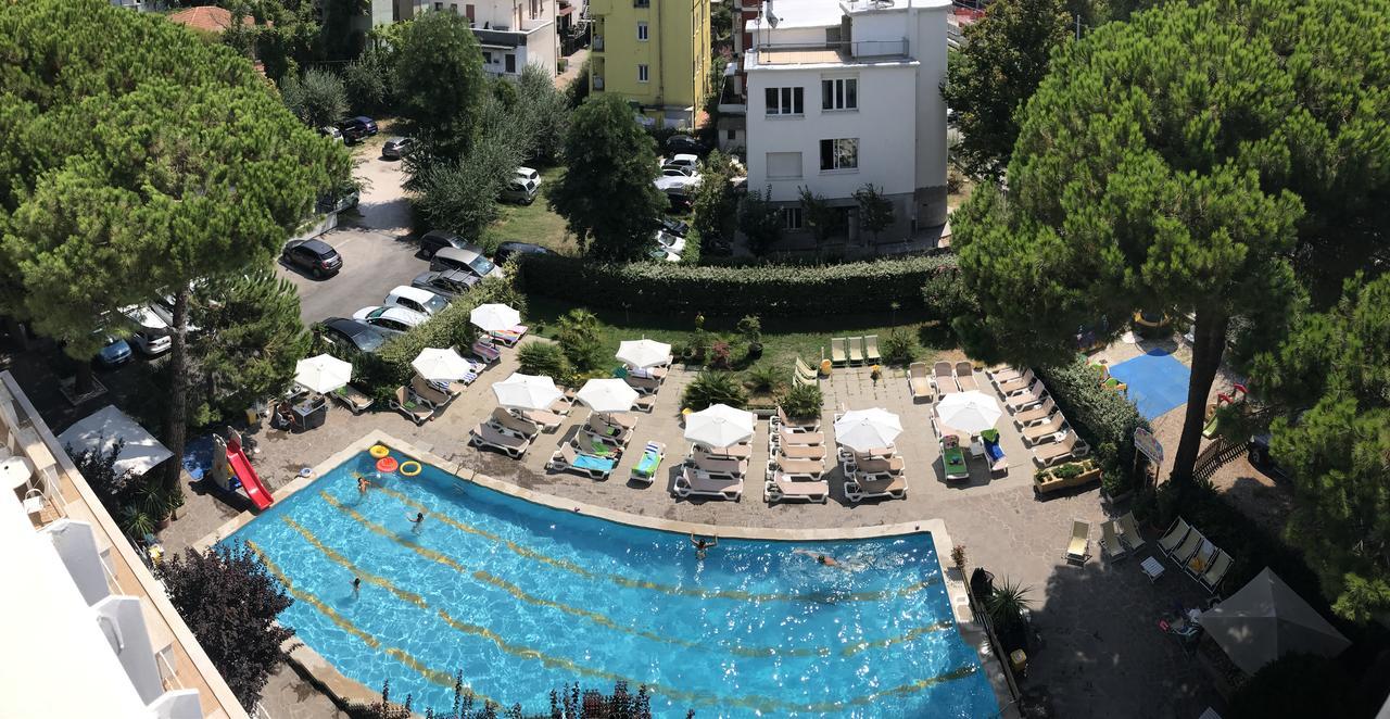 Lotus Hotel All Inclusive & Spiaggia Rimini Kültér fotó